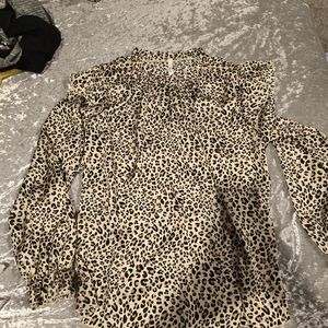 Animal print blouse,X1